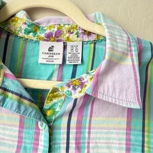 Caribbean Joe Pastel Plaid Button Up Shirt with Floral Trim PETITE XL